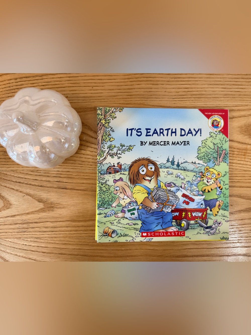 🌿10/$25 • Scholastic Little Critter It’s Earth Day! Paperback